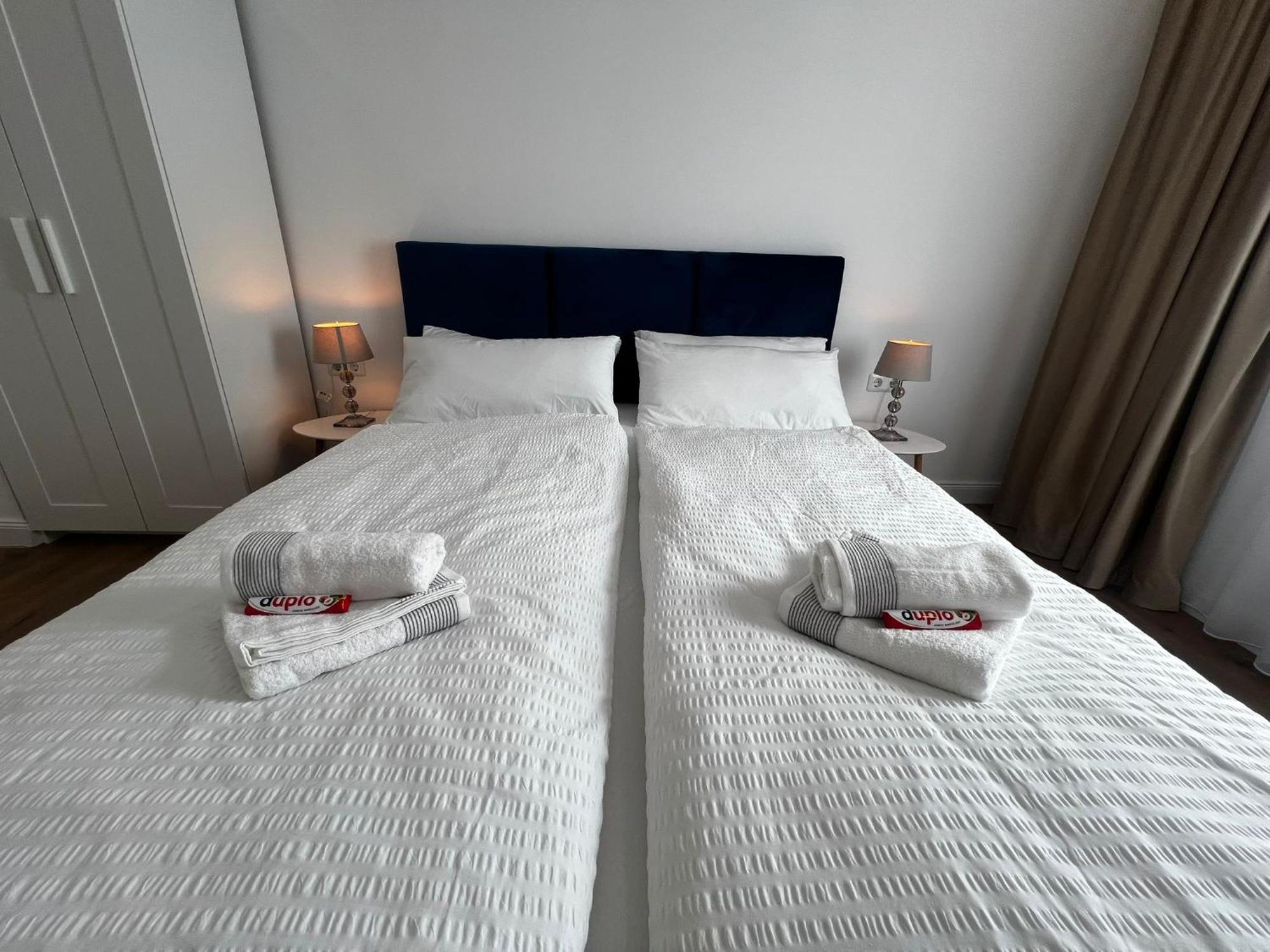105 Quadratmeter Apartment, Parkplatz, Kinderfreundlich, 6 Personen, Wifi, Vollausgestattete Kueche, Crimmitschau Екстериор снимка