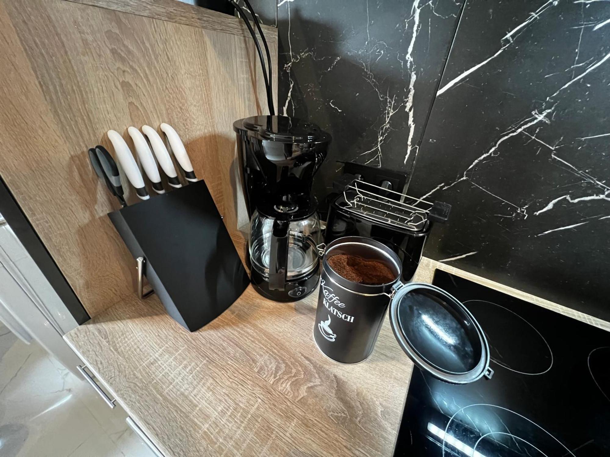 105 Quadratmeter Apartment, Parkplatz, Kinderfreundlich, 6 Personen, Wifi, Vollausgestattete Kueche, Crimmitschau Екстериор снимка